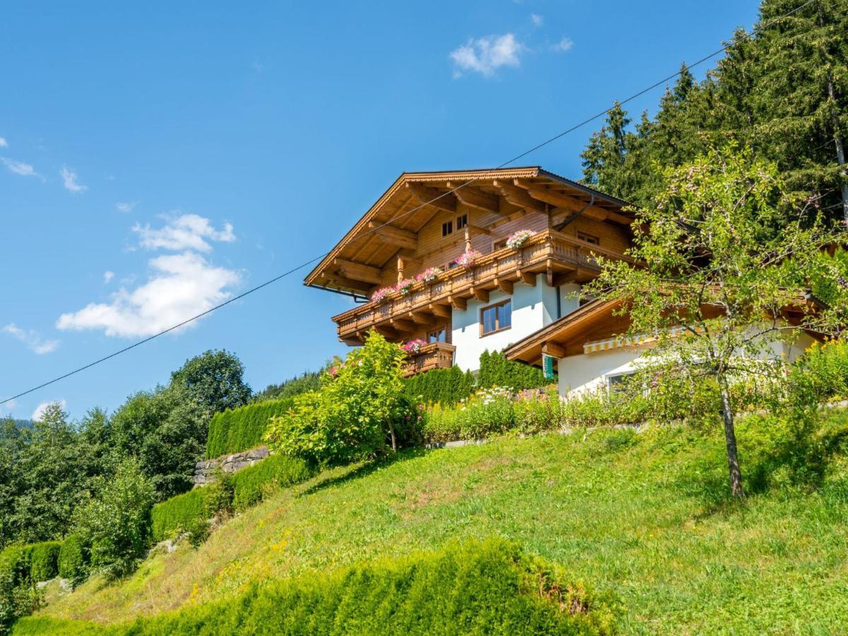 Cozy Apartment With Mountain Views Wald im Pinzgau Esterno foto