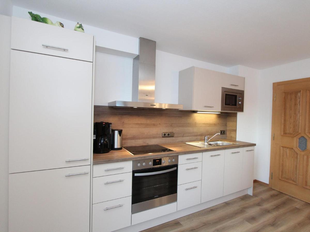 Cozy Apartment With Mountain Views Wald im Pinzgau Esterno foto